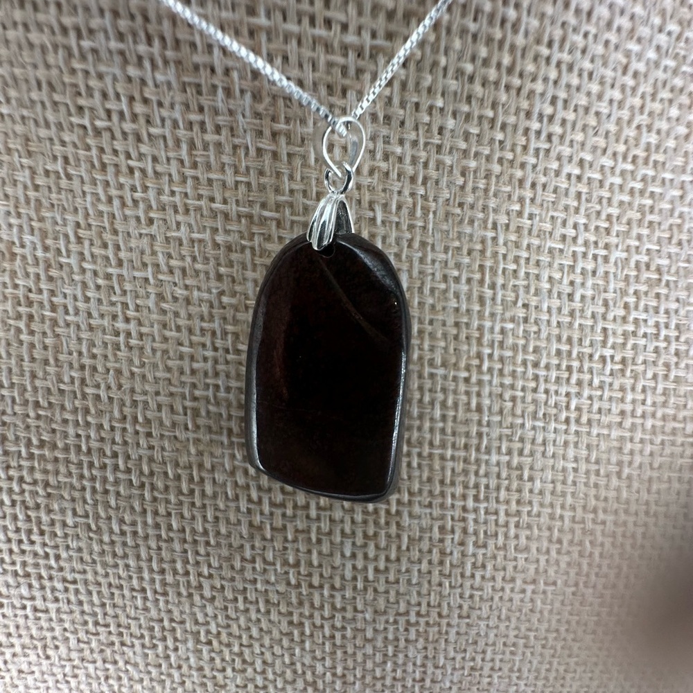 Arch Shaped Deer and Flowers Sugilite Pendant on Sterling Silver Box Chain - Picture 11 of 16